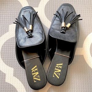 Zara Flats